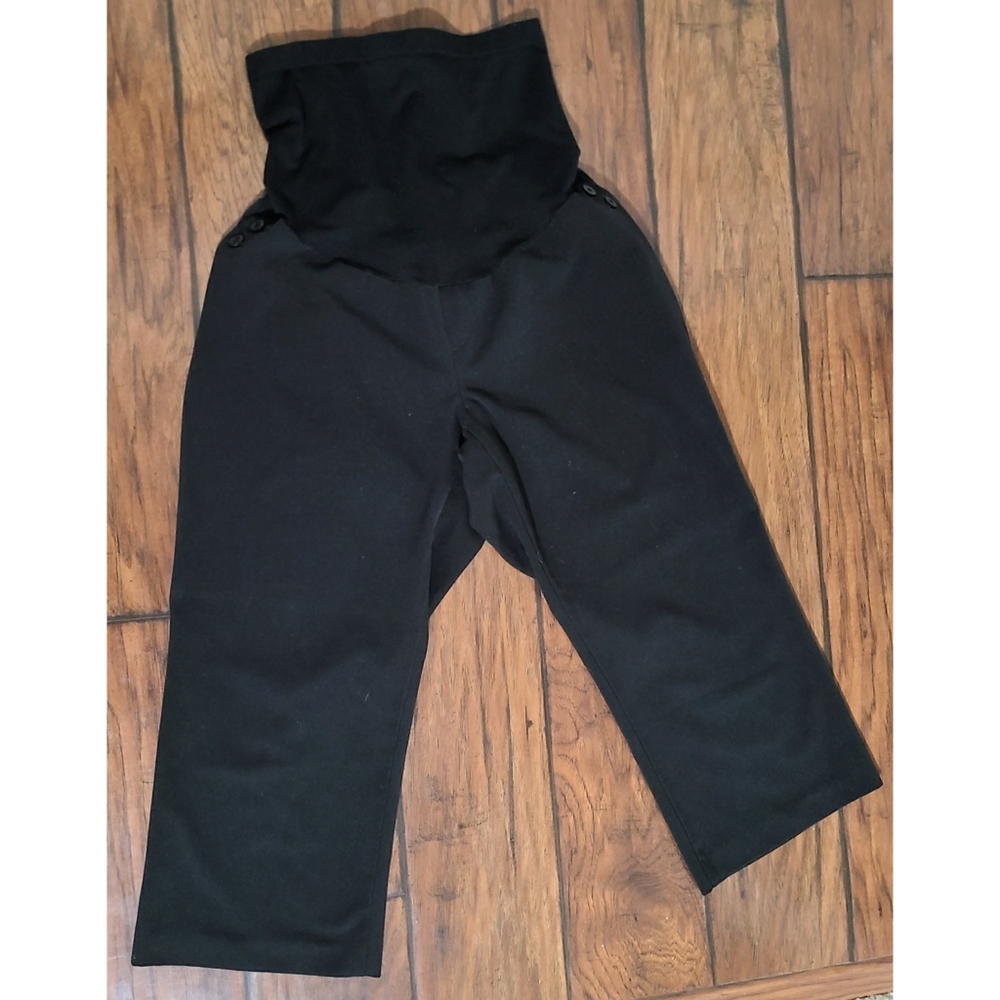 Large Motherhood Maternity Capris